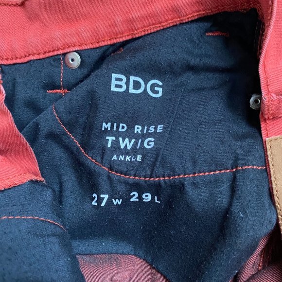 BDG Womens Red Mid Rise Twig Ankle Skinny Jeans 27 - Picture 5 of 6
